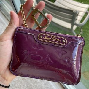Louis Vuitton Vernis Embossed key chain wallet